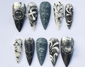Unique Gothic Press On Nails, Black & Silver Handcrafted Nail Art, Dark Alternative Nails, Vintage Key Design, Gift for Her