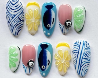 Unghie finte a forma di pesce tropicale fatte a mano, nail art 3D agli agrumi, atmosfera estiva da piscina, unghie giocose ispirate all'oceano, unghie da spiaggia, regalo unico per lei