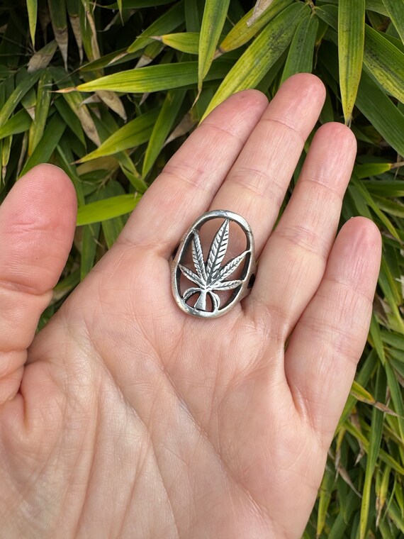 Marijuana Pot Leaf Sterling Silver Ring - image 4