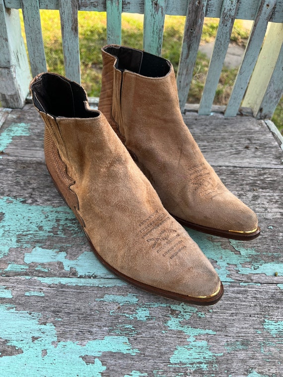 Vintage Guess Suede Ankle Boots - Size 5.5 - image 2