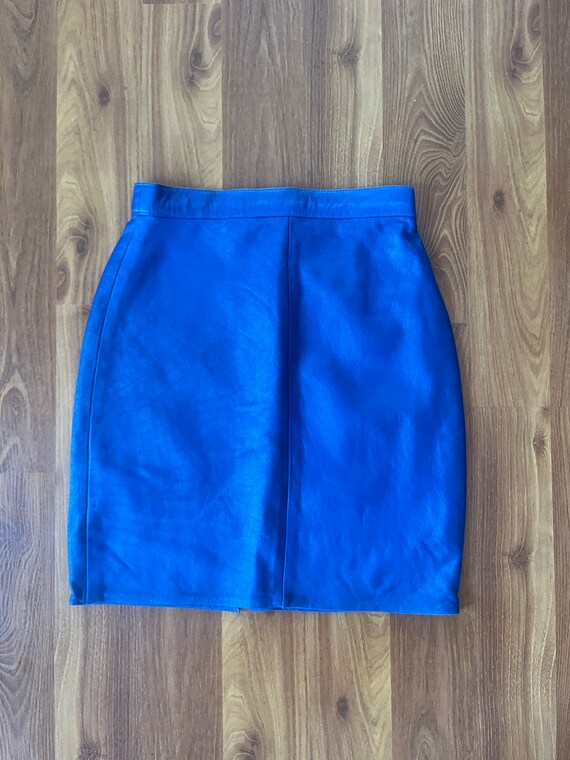 blue leather skirt Gem