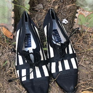 Vintage Stuart Weitzman Canvas Striped Lace Up Shoes