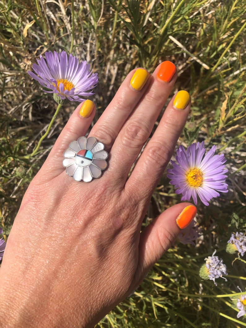 Vintage Zuni Sun Face Mother of Pearl Ring