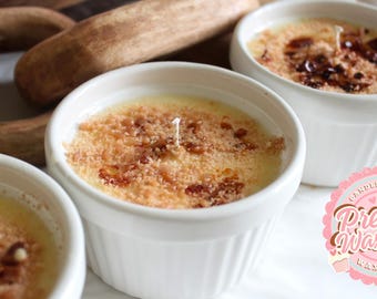 Crème Brûlée Candle – Vanilla Caramel Dessert Scented Candle – Hand-Poured Soy Candle – Sweet Bakery Candle – Gift for Her – Cozy Home Decor