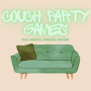 Pu&ograve; includere: Un divano verde con due cuscini e una didascalia che recita "Couch Party Games Fun Digital Indoor Games".