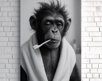 Impresión en lienzo de Chimpancé aturdido por la mañana - Arte divertido para pared de baño - Mono soñoliento en bata con cepillo de dientes - Decoración humorística en blanco y negro