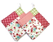 Vintage Modern | Floral Quilted Potholder Set | Kitchen Essentials - Red & Blue Flowers