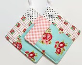 Vintage Modern | Floral Quilted Potholder Set | Kitchen Essentials