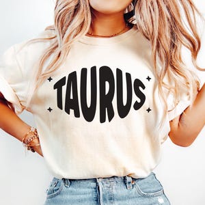 Camisa de Tauro, signo astrológico, regalo de cumpleaños para Tauro, regalo del signo zodiacal para ella, camisa del horóscopo diario de Tauro, carta natal del signo solar de Tauro