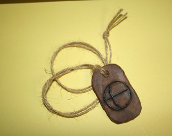 For Lisa...Two Robin Hood necklaces, black jewelry tube stretch cord. Ask if want jute twine please.