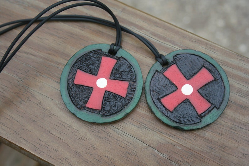 Ted Dekker, ONE Circle Trilogy necklace replica, black, red, white and green pendant image 2