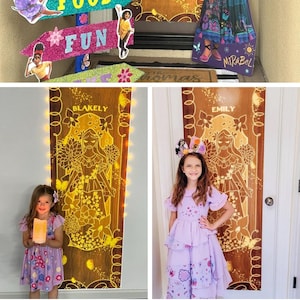 Puede incluir: Decoraciones para fiestas con un letrero de bienvenida, flechas direccionales para regalos, comida y diversi&oacute;n, y recortes de personajes. La puerta est&aacute; decorada con un dise&ntilde;o de personaje y los nombres Blakely, Emily, Sabrina y Robyn.