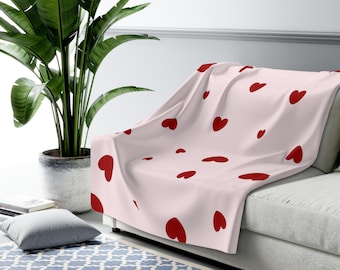 Couverture Saint-Valentin en polaire sherpa avec mini coeurs