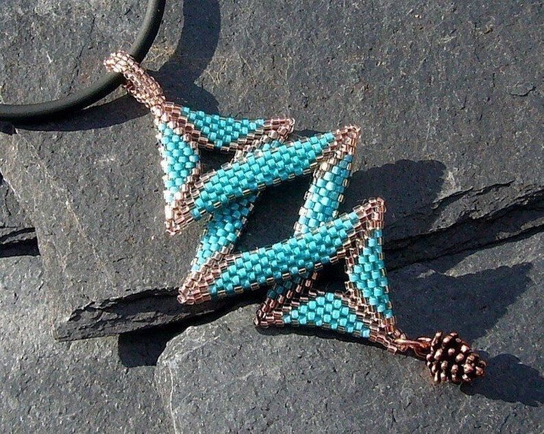 Ziggy beaded pendant/ PDF file image 1