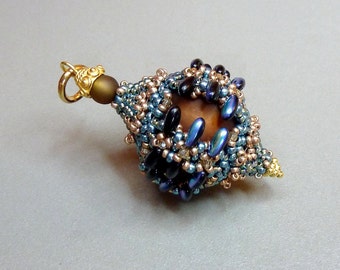 Pepino (beaded pendant)/ PDF file