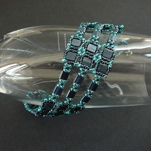 Troy (beaded bracelet)/ PDF file