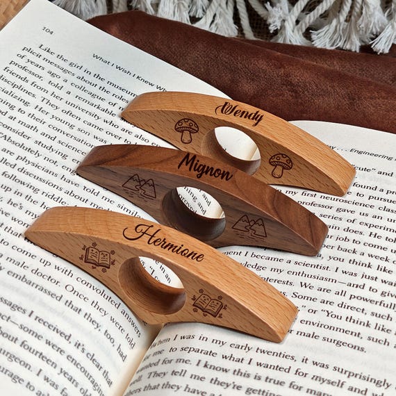 Personalized Wooden Book Page Holder - Custom Name Thumb Clip - Gift for Book Lovers