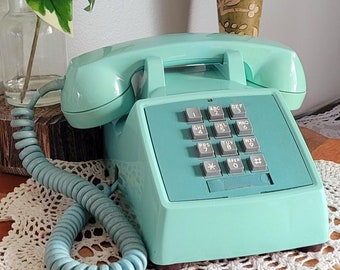 RARE Vintage 1980s Western Electric Push Button Telephone Phone in Blue Teal