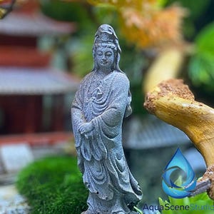 Kuan Yin Bodhisattva-staty, zenfigur i stenstil, terrariumprydnad för älvträdgård