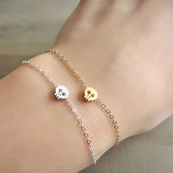 Tiny Skull Bracelet in Silver