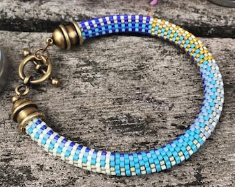 Susan Bracelet Pattern - 9 Around Bead Crochet Slip Stitch