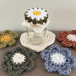 Crochet Mason Jar Lid Cover, Vintage Style, Retro, Bohemian Style, Sunflower Granny Square