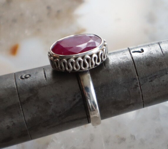 Size 8 Ruby Oval Sterling  Ring - image 4