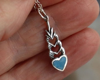 Jewelry Rescue Sterling Silver and Turquoise Inlay Heart Pendant 30mm