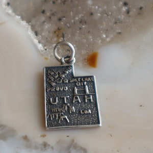 Jewelry Rescue Vintage Sterling Silver Utah Charm 1&quot;x1/2&quot;
