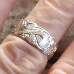 Vintage  Sterling Engraved Floral Design Ring Size 8 1/2