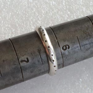 Size 6 1/4  Vintage Simple Dotted Sterling Ring Band