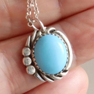 Jewelry Rescue Vintage Sterling Silver Turquoise Oval Pendant 3/4"