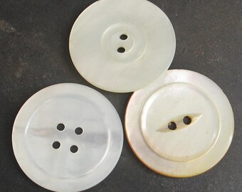 Assortment of 3 Vintage 27mm Mother of Pearl Buttons