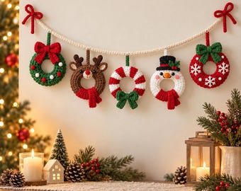 Crochet Christmas Wreath Ornaments, Handmade Holiday Garland, Snowman Reindeer Wreath Decor, Christmas Tree Hanging Decoration