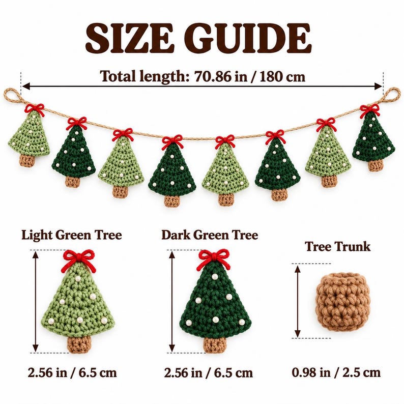 K&ouml;nnte beinhalten: Eine geh&auml;kelte Weihnachtsbaum-Girlande mit einer Gesamtl&auml;nge von 180 cm. Sie besteht aus hell- und dunkelgr&uuml;nen B&auml;umen mit wei&szlig;en Perlen und roten Schleifen. Die einzelnen B&auml;ume sind 6,5 cm hoch und haben 2,5 cm gro&szlig;e braune Baumst&auml;mme.