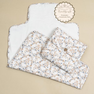 Cambiador portátil de viaje, cambiador de pañales para bebé, diseño floral vintage, azul marino, accesorio portátil para guardería
