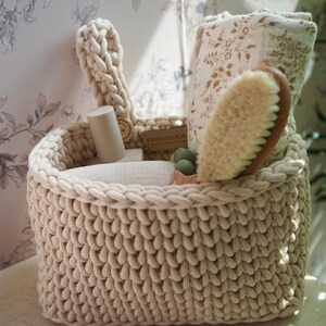 Gebreide opberger voor wieg Kwekerij opbergoplossing Handgemaakte babycaddy Luieraankleedkussen Accessoire Nachtkastje Essentiële houder Ophangmand afbeelding 9