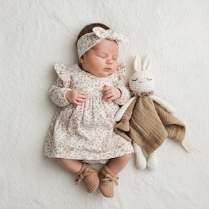 Cotton Security Blanket Comfort Toy Baby Shower Gift Idea Nursery Essential Sleep Aid Infant Newborn Snuggle Companion Travel Friendly Lovey
