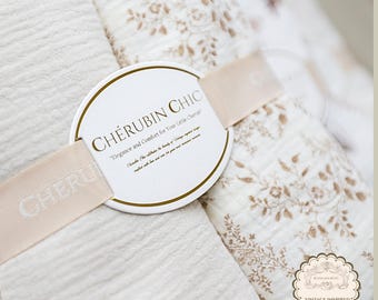 Organic Cotton Swaddle Blanket Set Newborn Wrap Floral Design Vintage Style Muslin Baby Girl Nursery Gift Natural Material Soft Texture