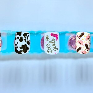 Cowgirl Press On Nails