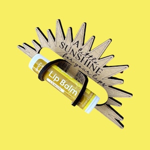 Suporte para protetor labial Get Well SVG - Design de embalagem Sunshine Care, arquivo digital cortado a laser, presente em grupo, removedor de sobras de dobradiças, Sociedade de Socorro