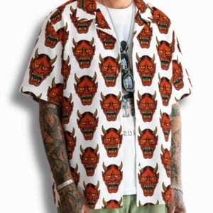 Japans demon-onimasker all-over print aloha-shirt, psychedelische traditionele Hannya graphic button-down, avant-garde-streetwear heren