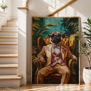Der adrette Mops, lustige Mops Wandkunst, königliches Hundeporträt, schrulliges Tierdekor, Mops-Liebhabergeschenk, elegantes Mopskunstdruck