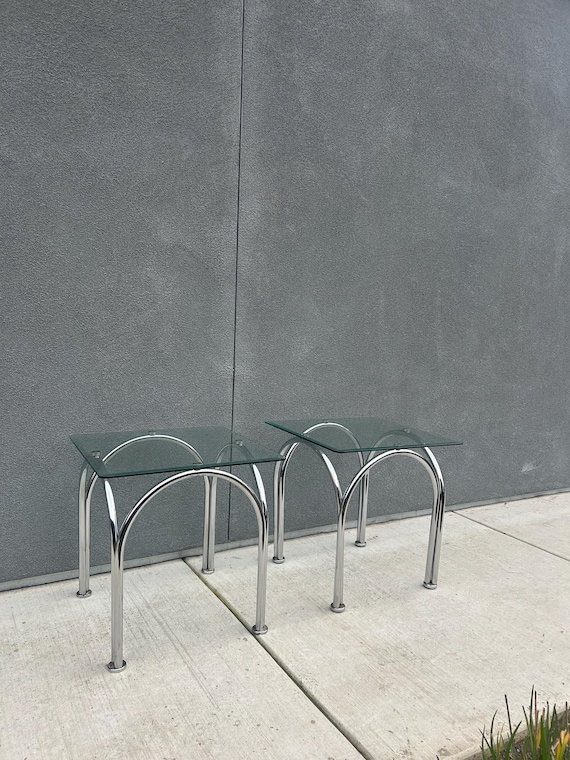 Pair of Bauhaus Style Arched Tubular Chrome Side Tables, Circa 1970s