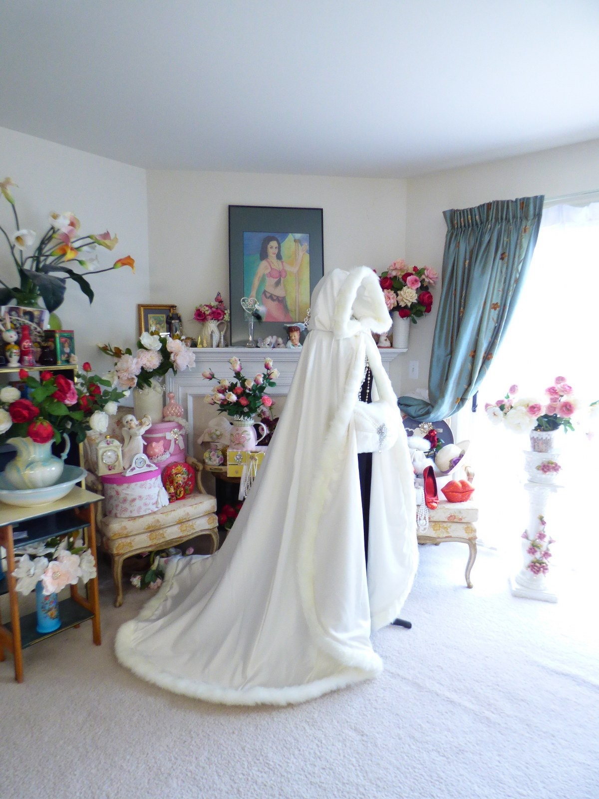 Victorian Winter Bridal cape Ivory / Ivory Satin 52/67 inch with Fur …