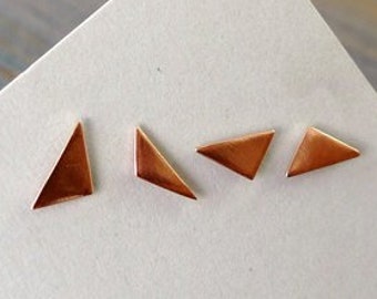 Shiny 14K Rose Gold Triangle Earring. Unisex Men Woman Modern Minimalist Gold Studs Handmade Edgy Geometry Mix & Match. Stylish Timeless.