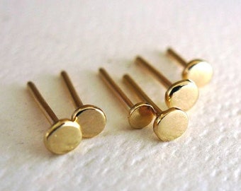 SALE. Nails 14K Gold Unisex Single Stud Earring. Simple Dot Hand Made Round Studs. Asymmetric Flat Circle 14K Recycled Gold. Dainty Classics