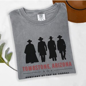 Camiseta vintage de tiroteo en OK Corral, camiseta de leyendas del oeste de Tombstone, Arizona, camiseta unisex Wyatt Earp Doc Holiday Old West, regalo para amantes de los vaqueros del desierto