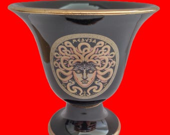 Pythagorean Cup with Medusa snake-headed Theme