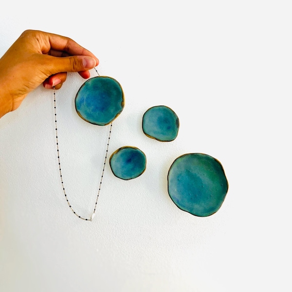 Handmade ceramic wall hook – Minimalist decorative hook – Handcrafted wall art